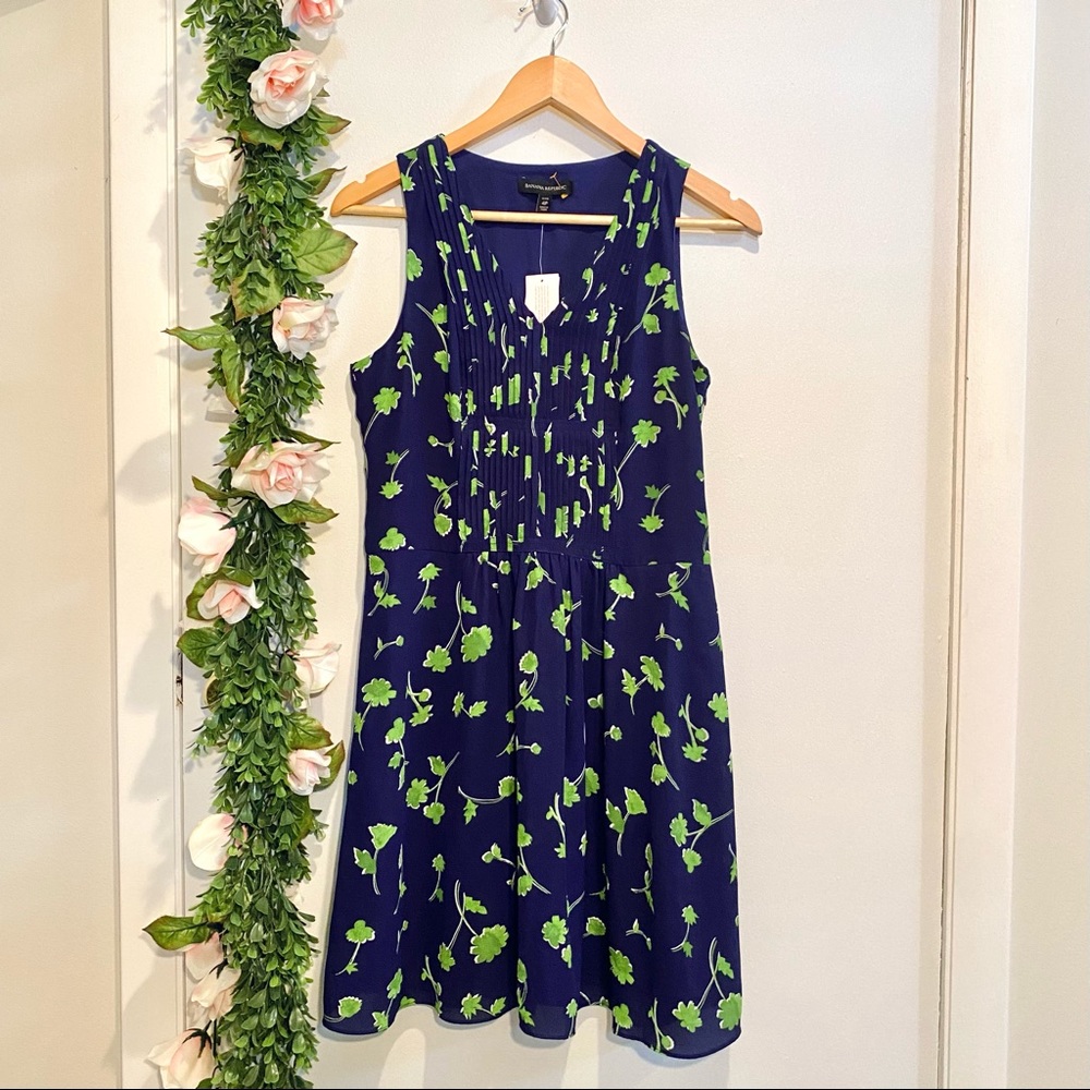 nwt BANANA REPUBLIC Liliana Blue & Green Floral Dress